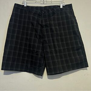 C9 by Champion Mens Plaid Golf Shorts Black Flat Front Pockets Zip Up Size 40